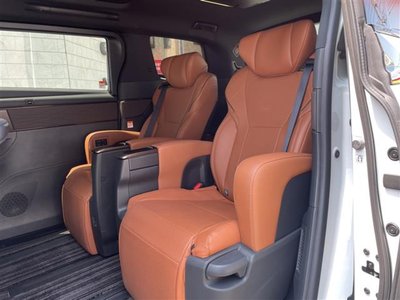 2025 Toyota VELLFIRE 缩略图 18