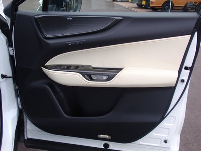 2024 Lexus NX — миниатюра 28