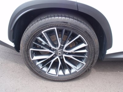 2024 Lexus NX — миниатюра 32