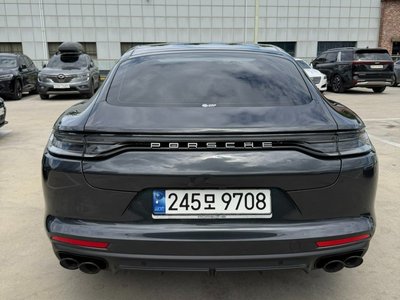 صورة 3 لـ 2023 Porsche PANAMERA