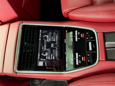 2023 Porsche PANAMERA thumbnail 13