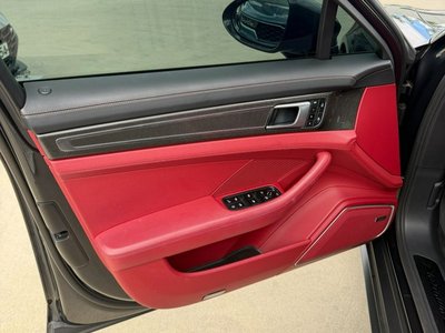 2023 Porsche PANAMERA thumbnail 12