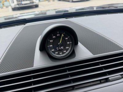 2023 Porsche PANAMERA thumbnail 15