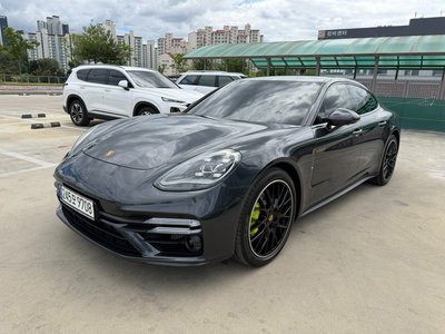 صورة 1 لـ 2023 Porsche PANAMERA