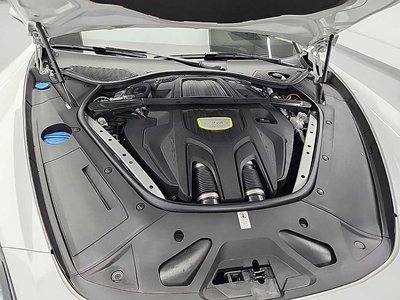 2021 Porsche PANAMERA photo 6