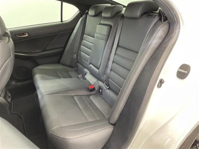 2023 Lexus IS — миниатюра 27