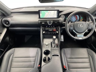 2023 Lexus IS — миниатюра 42