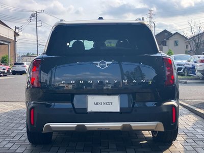 2024 MINI COOPER COUNTRYMAN photo 8