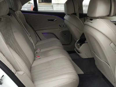 BENTLEY FLYING SPUR - 6