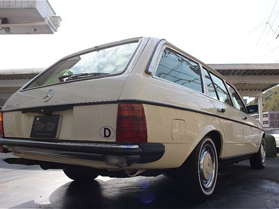 MERCEDES-BENZ MEDIUM-CLASS - 7