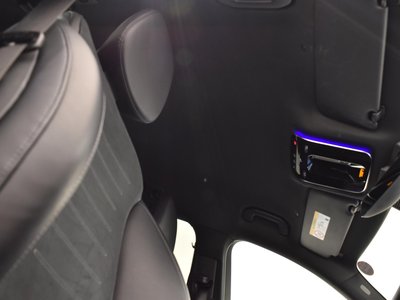 MERCEDES-BENZ C-CLASS - 4