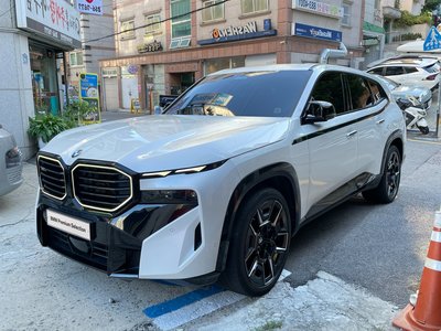 2023 BMW XM photo 1