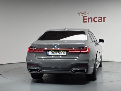 BMW 7 SERIES - 4
