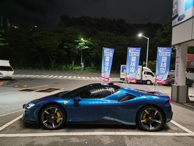 2023 Ferrari SF90 STRADALE 照片 2