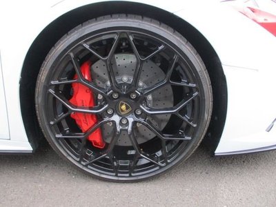 صورة 8 لـ 2022 Lamborghini HURACAN