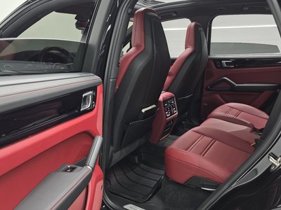 2021 Porsche CAYENNE 缩略图 16