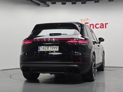 2021 Porsche CAYENNE 照片 4