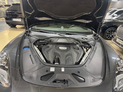 PORSCHE PANAMERA - 7