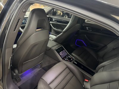 PORSCHE PANAMERA - 10