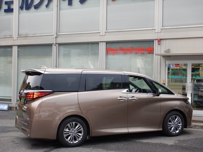 TOYOTA ALPHARD - 4