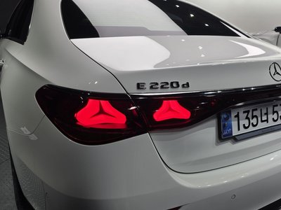 2024 Mercedes-BENZ E-CLASS 照片 10
