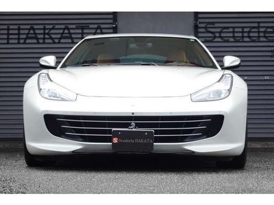 2018 Ferrari GTC4 LUSSO photo 4