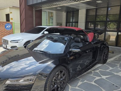 AUDI R8 - 5