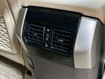 صورة مصغرة 38 لـ 2021 Toyota LAND CRUISER PRADO