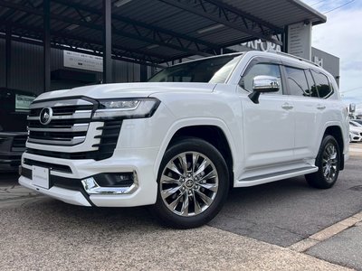 TOYOTA LAND CRUISER 300 - 3