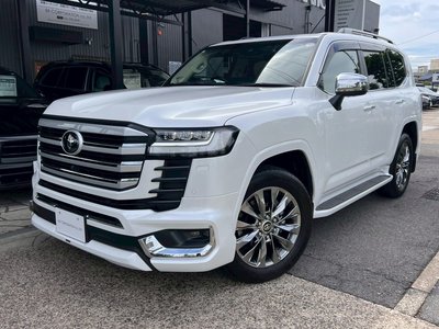 TOYOTA LAND CRUISER 300 - 7