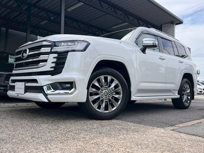 TOYOTA LAND CRUISER 300 - 4