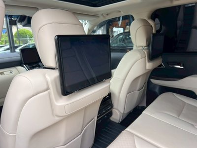 صورة مصغرة 52 لـ 2023 Toyota LAND CRUISER 300
