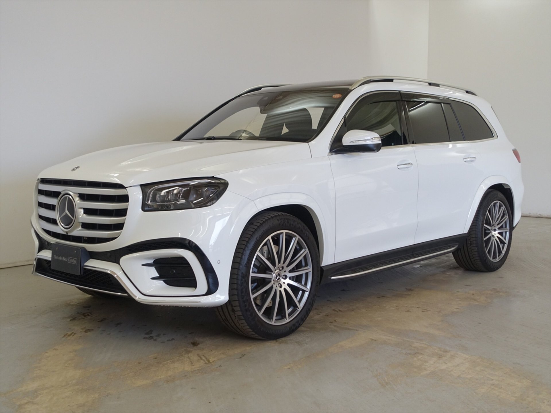 MERCEDES-BENZ GLS - View 1