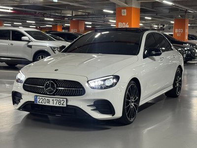 MERCEDES-BENZ E-CLASS - 1