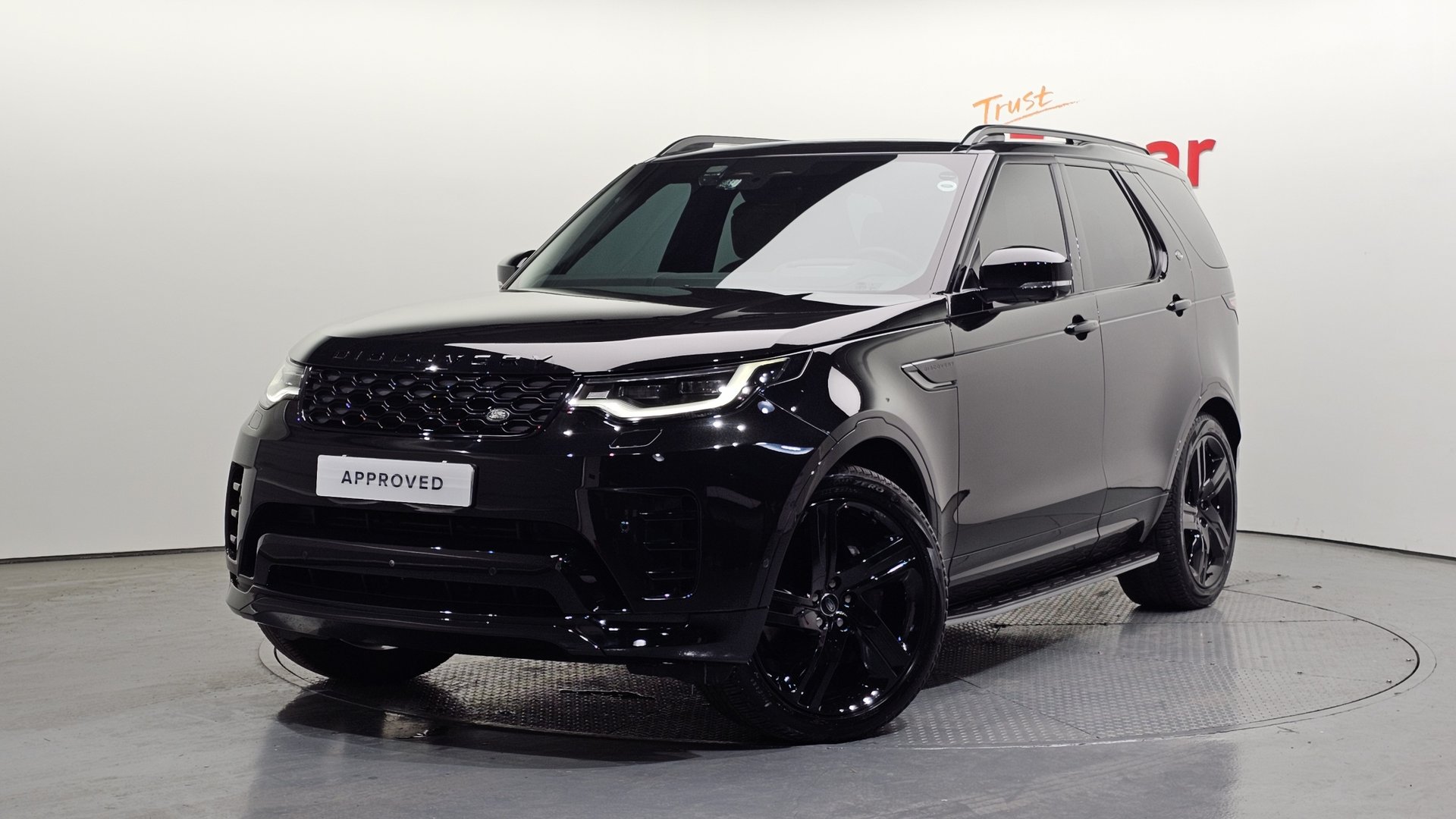 LAND ROVER DISCOVERY - View 1