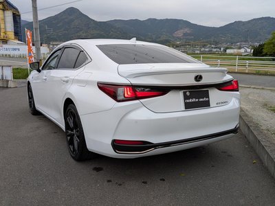 LEXUS ES - 10