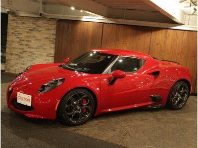 ALFA ROMEO 4C - 4