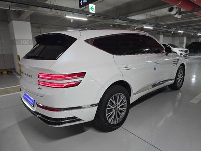 صورة 5 لـ 2025 Genesis GV80