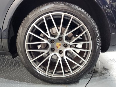 صورة 8 لـ 2019 Porsche CAYENNE