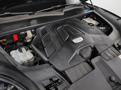 صورة 7 لـ 2019 Porsche CAYENNE