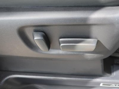 صورة مصغرة 28 لـ 2023 Toyota ALPHARD