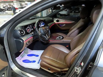 MERCEDES-BENZ E-CLASS - 7