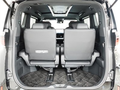 صورة مصغرة 32 لـ 2023 Toyota VELLFIRE