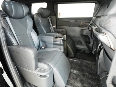 صورة مصغرة 28 لـ 2023 Toyota VELLFIRE