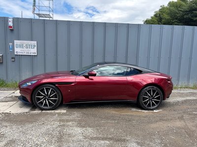 2017 Aston Martin DB11 — фото 12