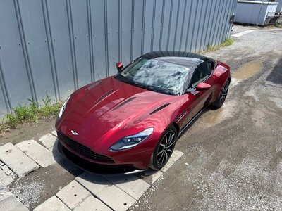 2017 Aston Martin DB11 照片 41