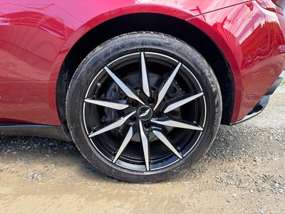 2017 Aston Martin DB11 照片 45