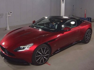 2017 Aston Martin DB11 — фото 3
