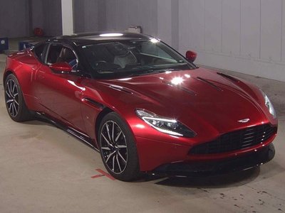2017 Aston Martin DB11 — фото 2