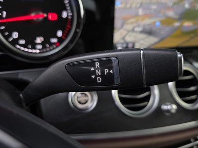 MERCEDES-BENZ E-CLASS - 9